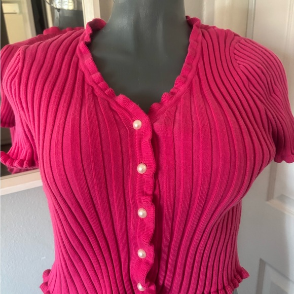 Pink Ribbed Button-Up Blouse - Picture 3 of 3